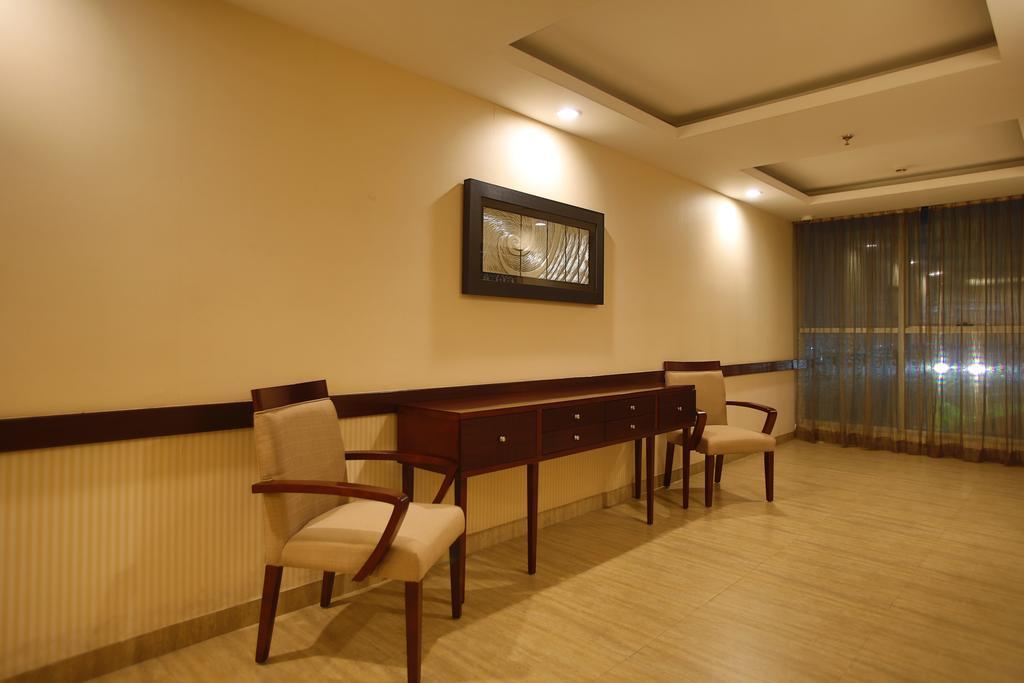 The Metroplace Hotels Inside Ascendas It Park Taramani Madras Buitenkant foto