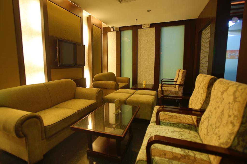 The Metroplace Hotels Inside Ascendas It Park Taramani Madras Buitenkant foto