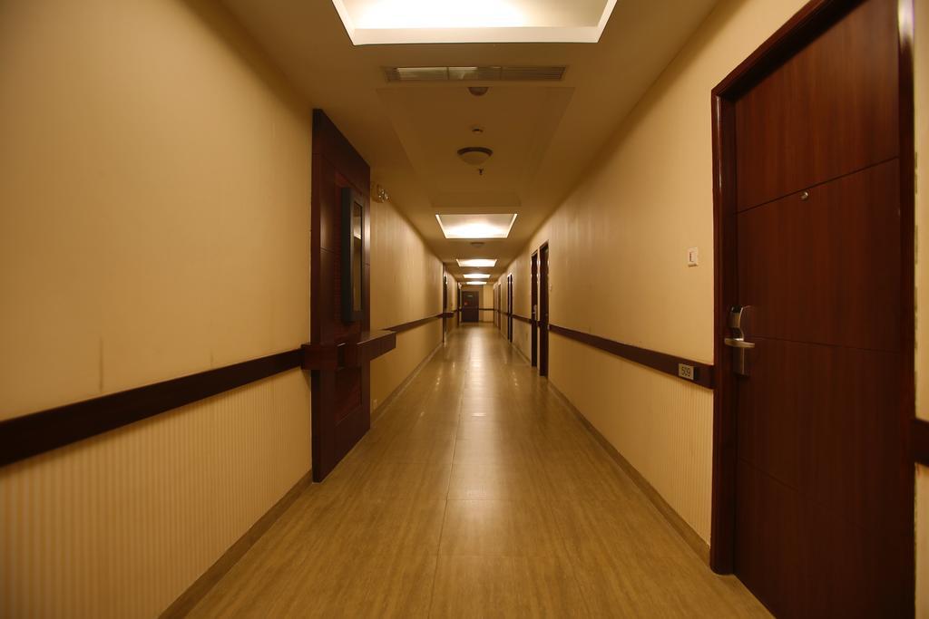 The Metroplace Hotels Inside Ascendas It Park Taramani Madras Buitenkant foto