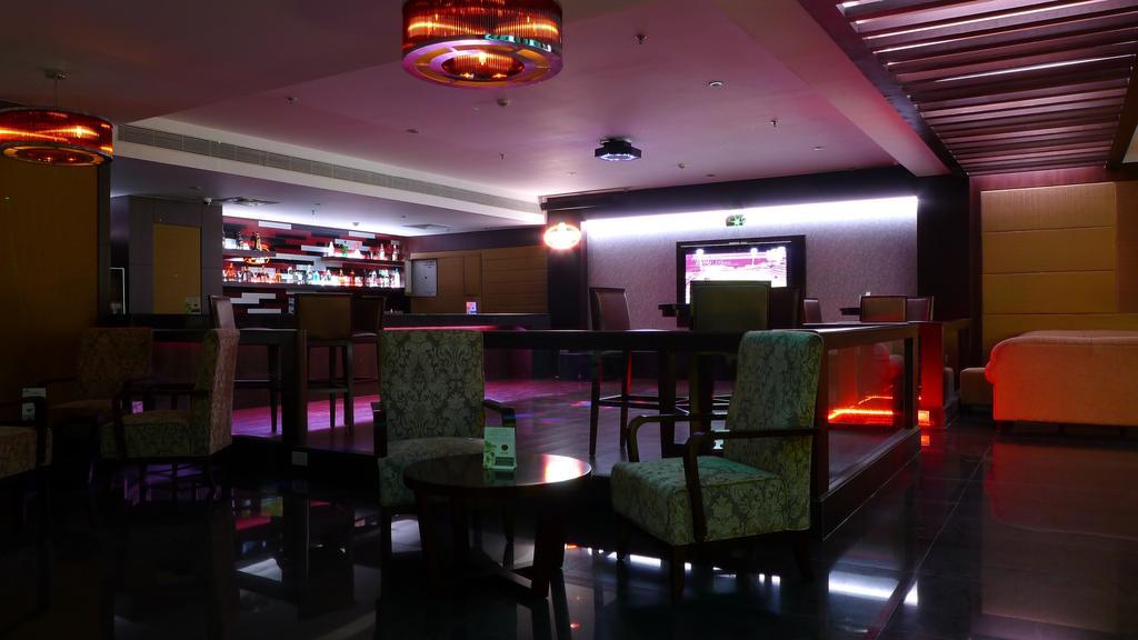 The Metroplace Hotels Inside Ascendas It Park Taramani Madras Buitenkant foto